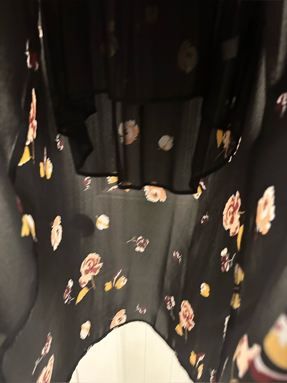 1. State Black Floral V-Neck Midi Dress M - Picture 5 of 10